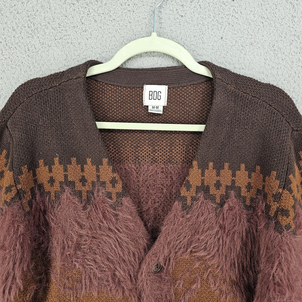 BDG Nordic Fuzzy Horse Cardigan Mens Medium Brown Knit Sweater Urban Outfitters - Picture 2 of 9
